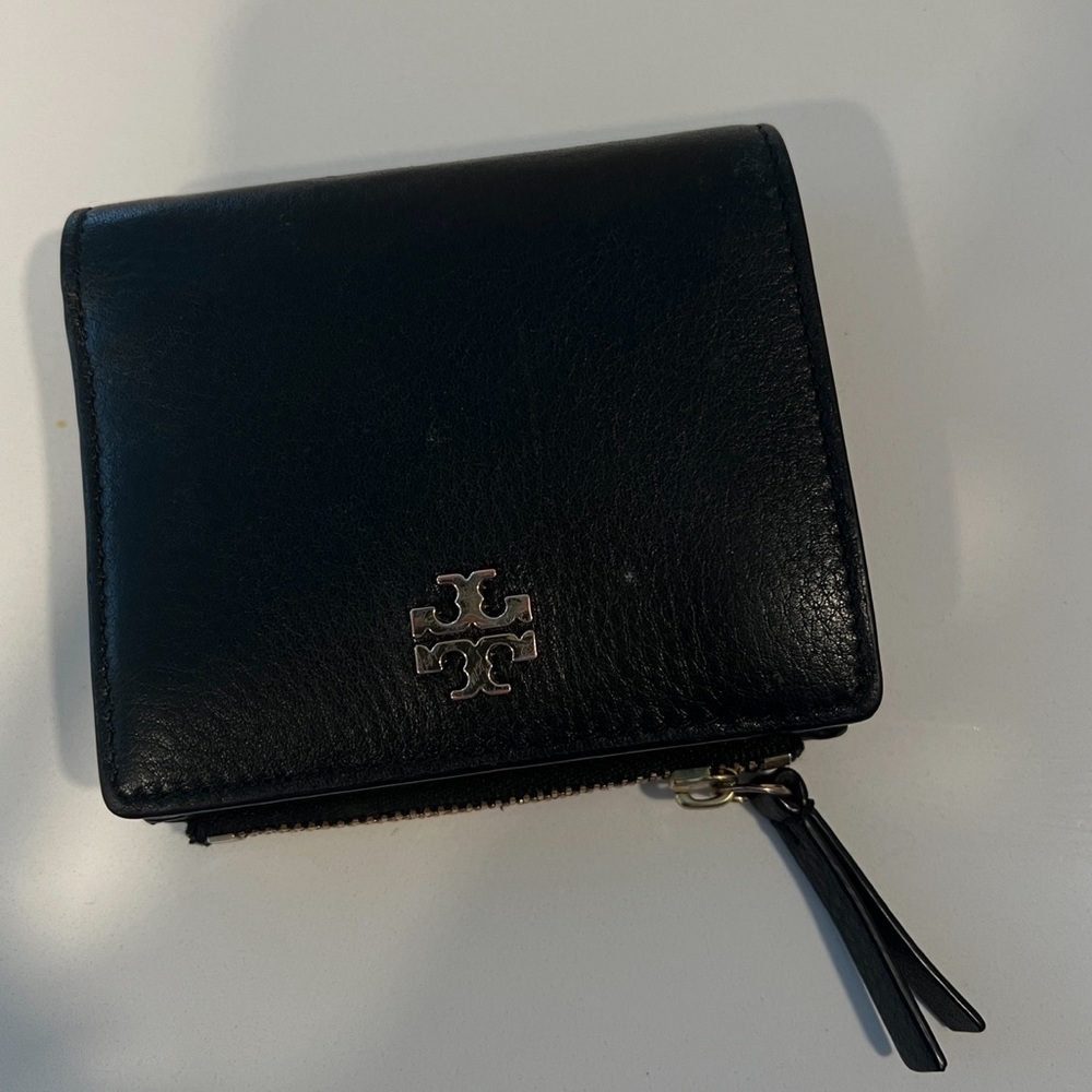 Authentic Tory Burch Wallet